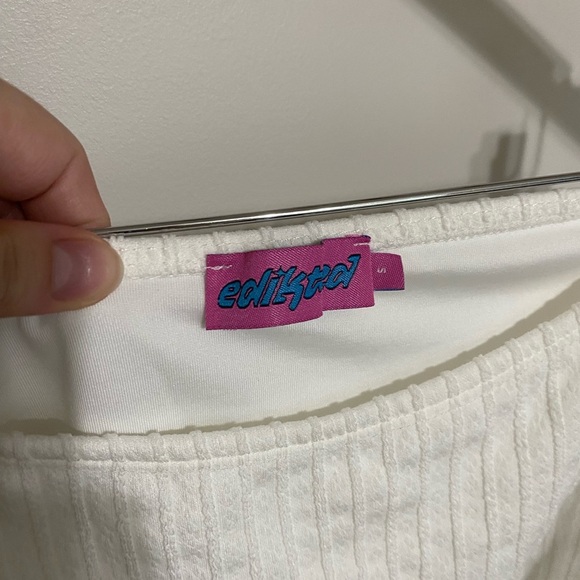 Edikted Adrianne Textured Knit Mini Skirt - Picture 5 of 6